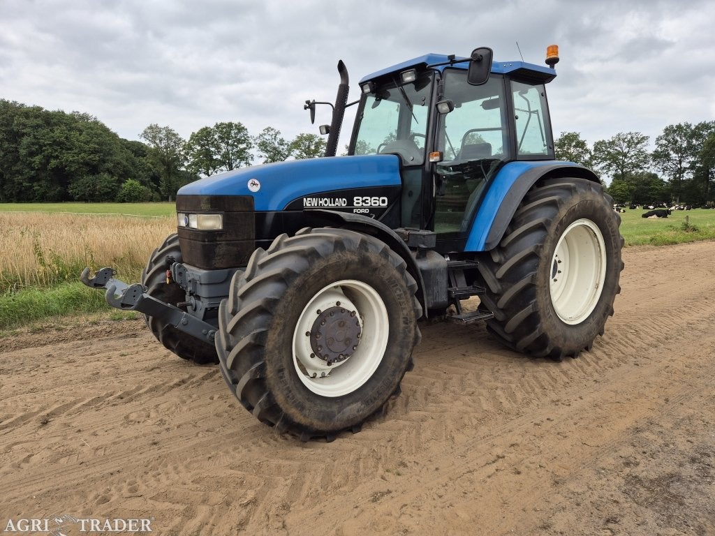 Mooie New Holland 8360 met front hef / pto, Gebruikt, -, Meer dan 10000, 120 tot 160 Pk