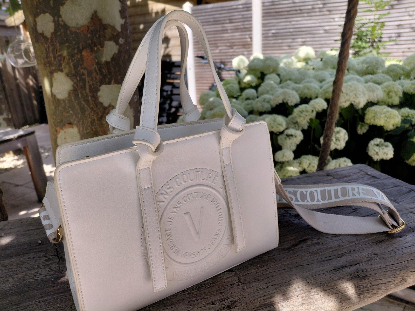 VERSACE JEANS COUTURE wit met bag strap, Sieraden, Tassen en Uiterlijk, Tassen | Damestassen, Ophalen of Verzenden, Zo goed als nieuw