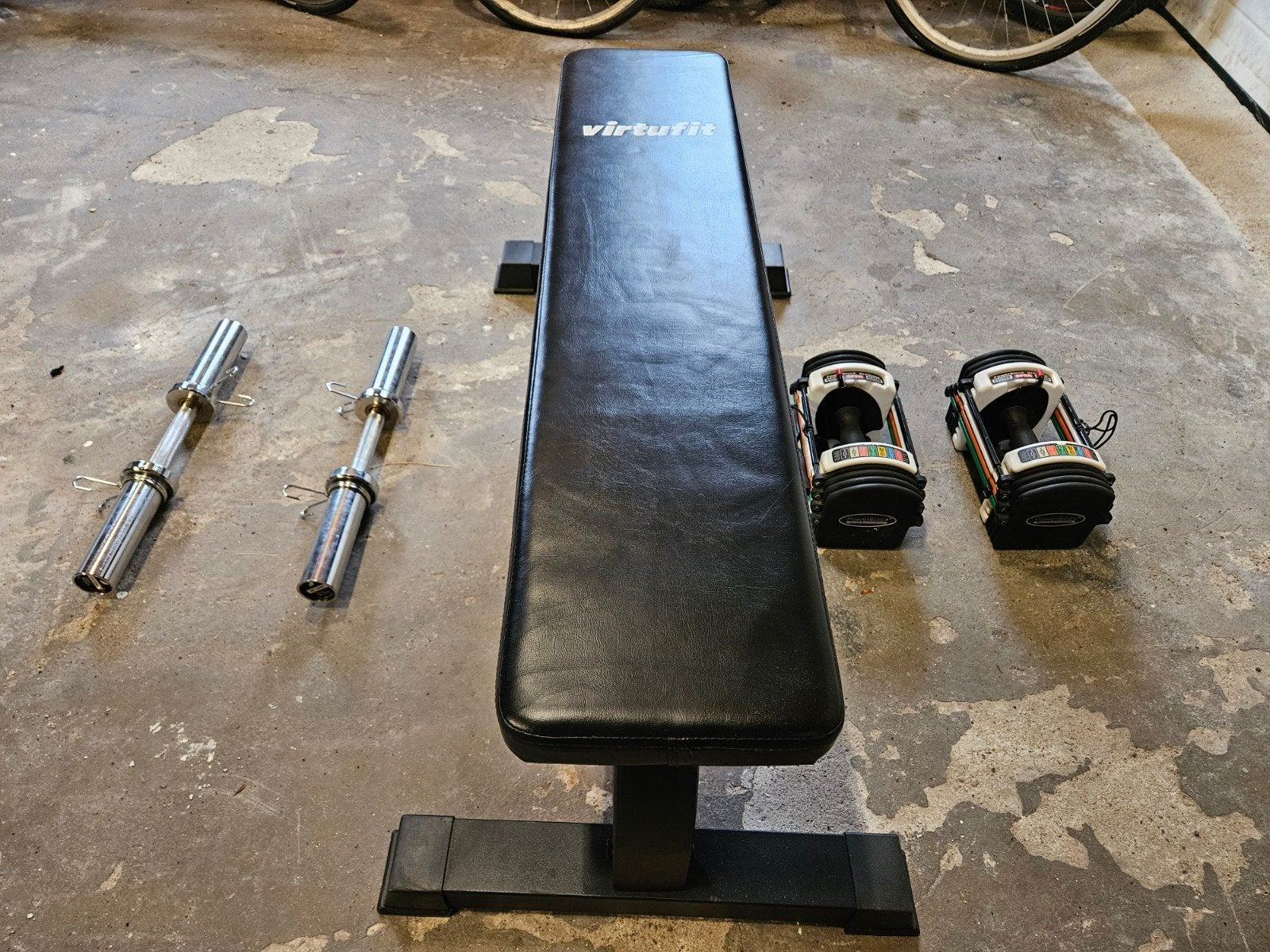 Virtufit bankje met powerblock urethane en Newton Fitness DB, Ophalen, Gebruikt, Benen, Fitnessbank