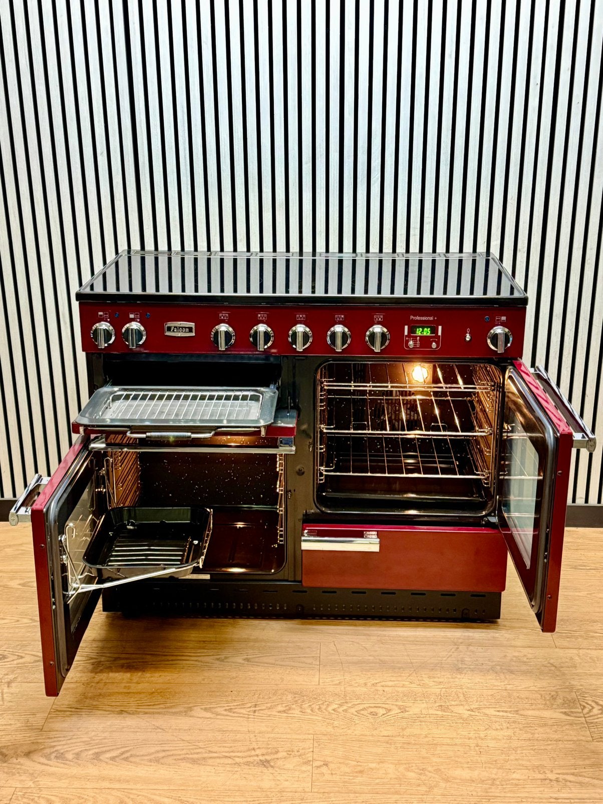 Luxe Falcon INDUCTIE Cranberry 5 zones & 3 ovens 110 cm, Witgoed en Apparatuur, Fornuizen, Fornello Esperta, Ophalen of Verzenden
