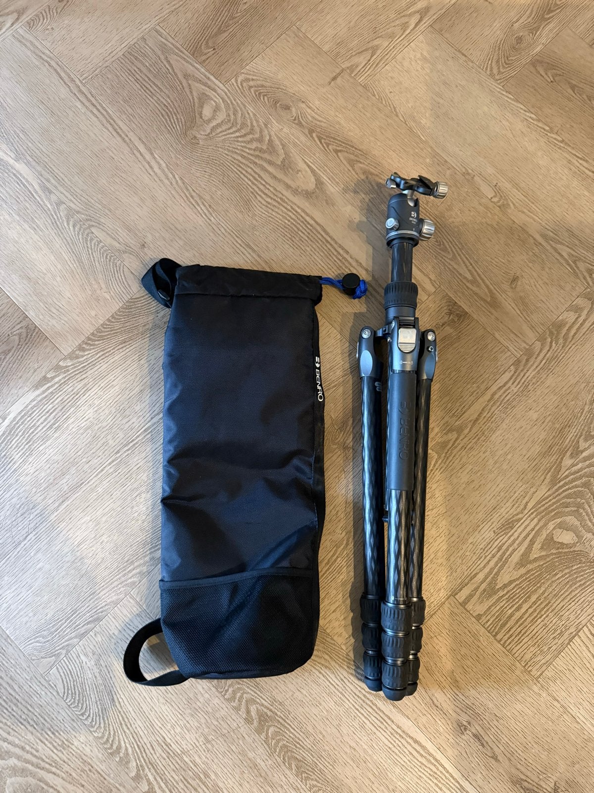Benro statief met balhoofd en draagtas, Gebruikt, Benro, 150 tot 175 cm, Inclusief draagtas