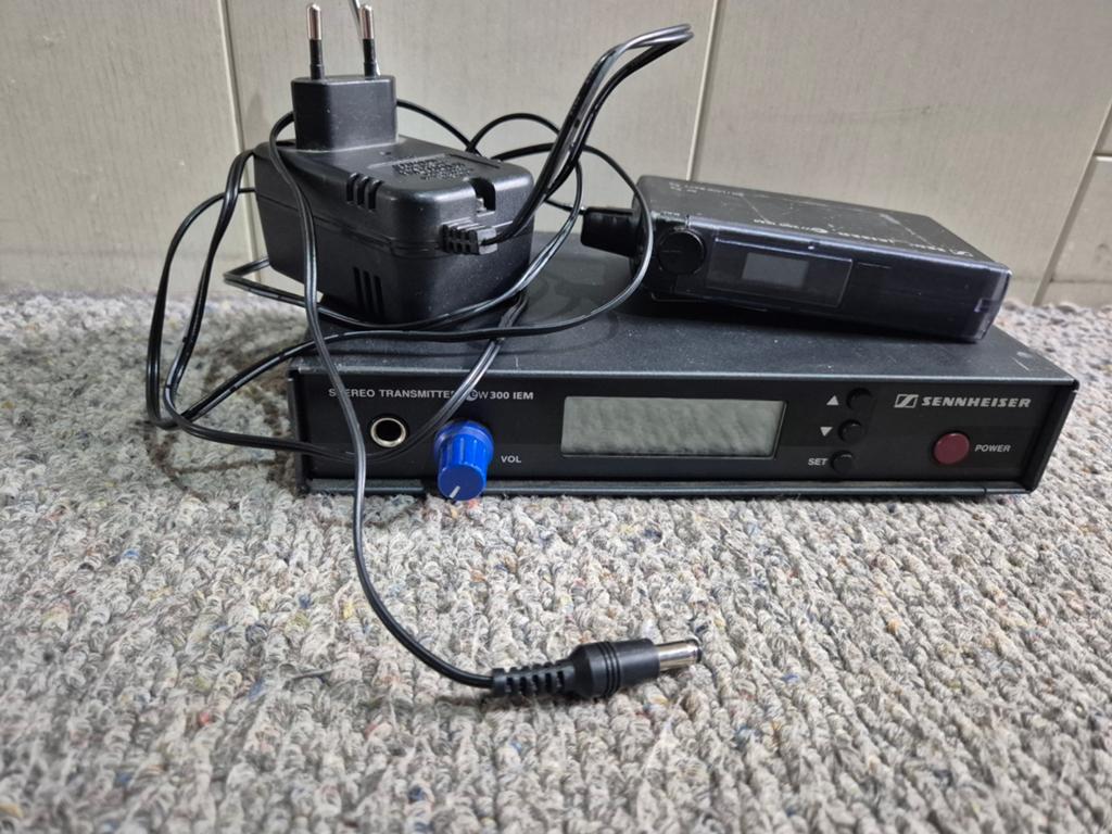 Sennheiser EW300 IEM E-band (838-870), Verzenden, Gebruikt