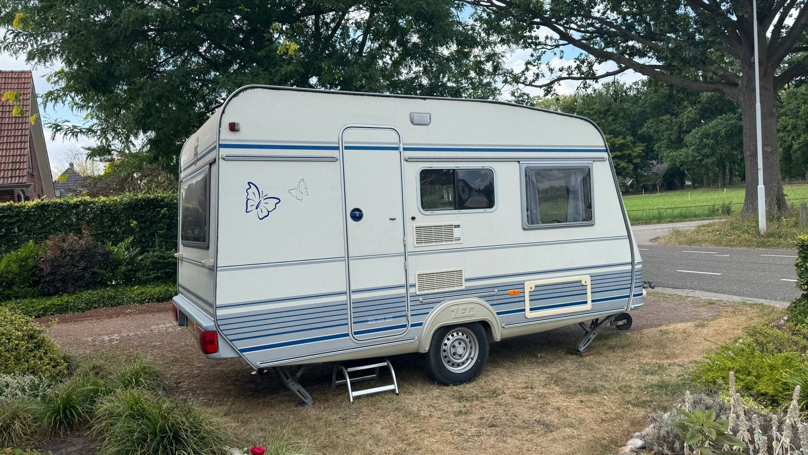 TEC Siena 390T (1999) - Nette caravan met veel vernieuwingen, Caravans en Kamperen, Caravans, Kachel, Standaardzit, T.E.C., Omvormbare zithoek