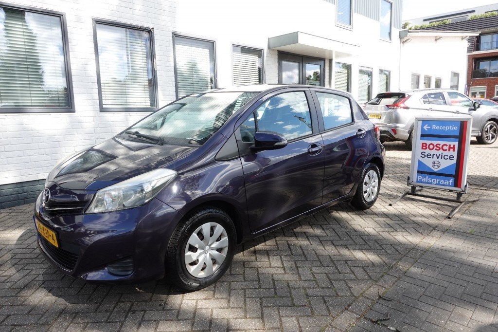 Toyota YARIS 1.0 VVT-I ASPIRATION 5 drs  39.000 km !, Euro 5, 527 kg, 750 kg, Blauw