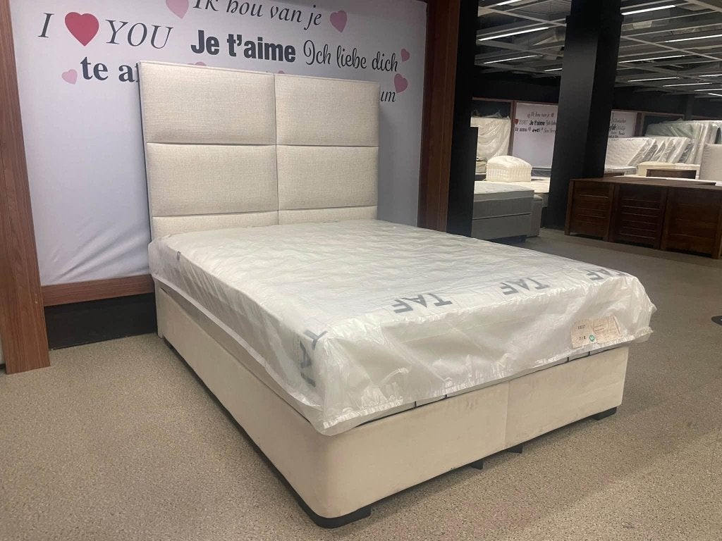 Foto 16 van Boxspring Opberg bed met matras va €595