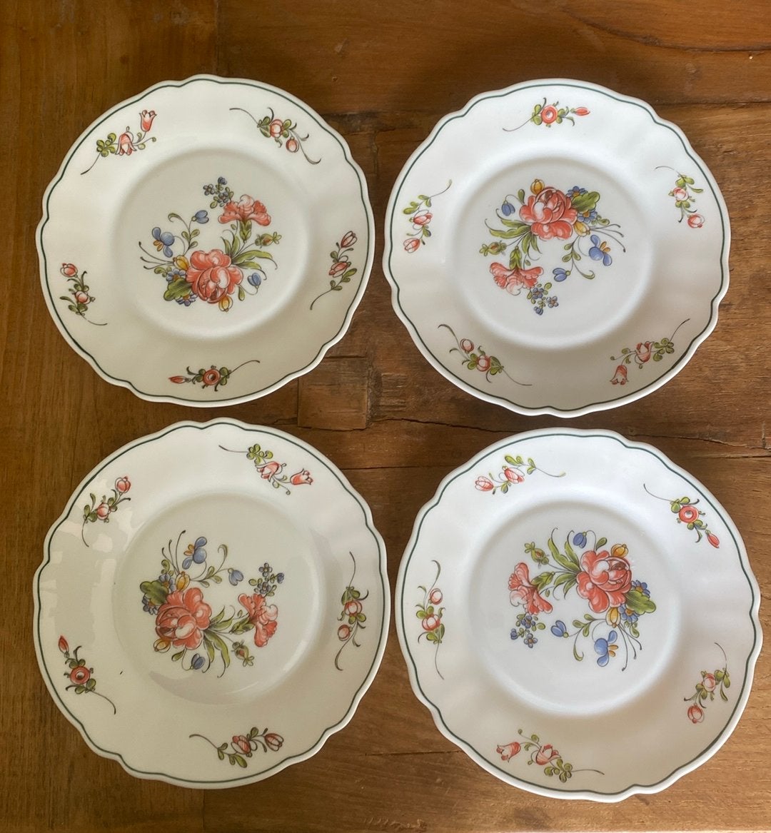 Arcopal France Extra Resistant Borden - Bloemenpatroon, Overige materialen, Gebruikt, Ophalen of Verzenden, Bord(en)
