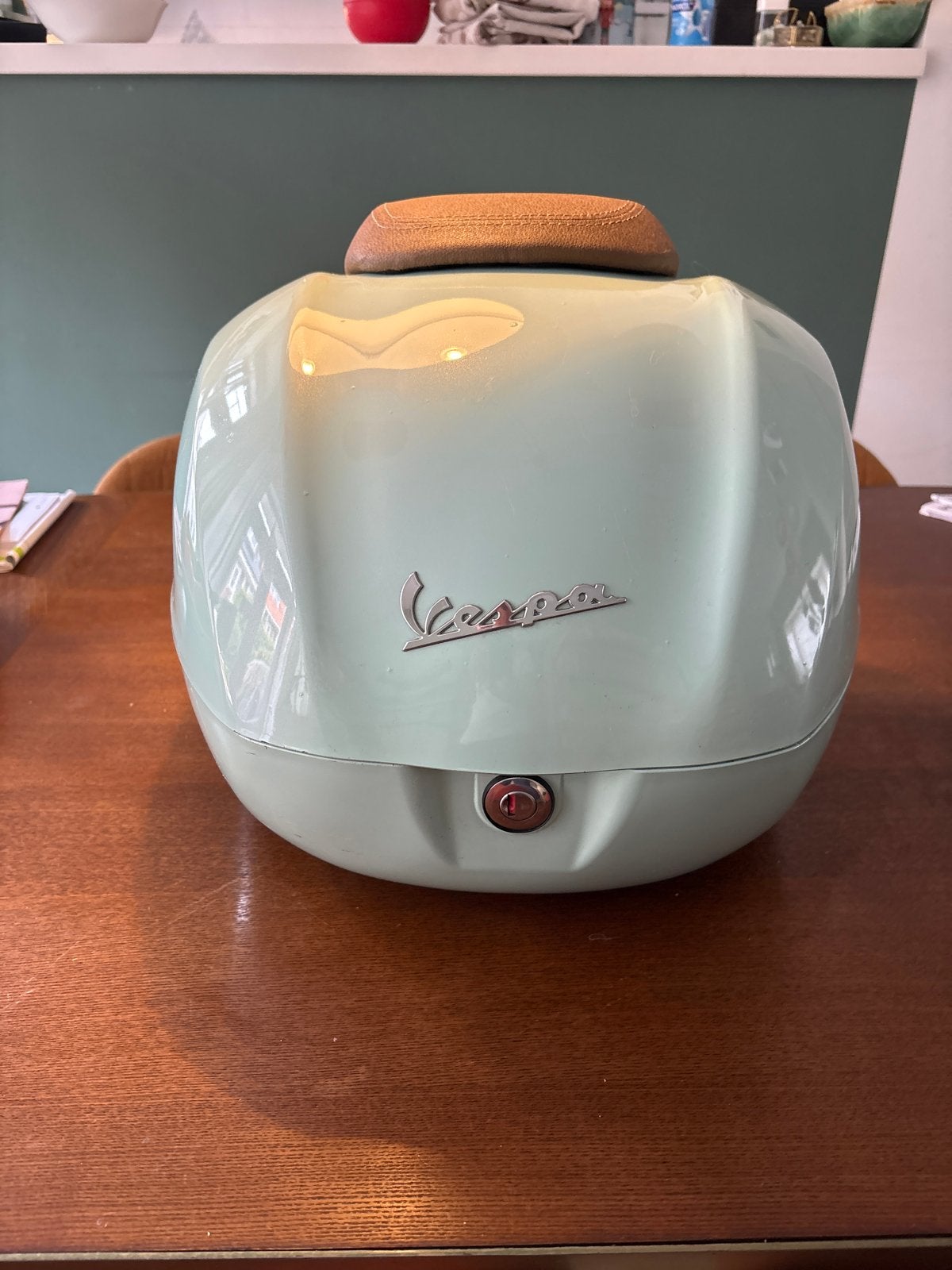 Vespa Topkoffer - Lichtgroen met rugsteun, Ophalen of Verzenden, Gebruikt, Overige typen, Vespa