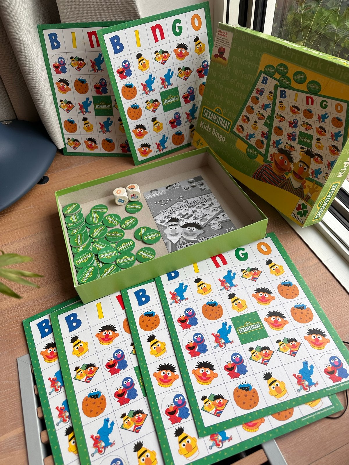 Sesamstraat Kids Bingo - Leuk en leerzaam spel, Een of twee spelers, Ophalen of Verzenden, Gebruikt