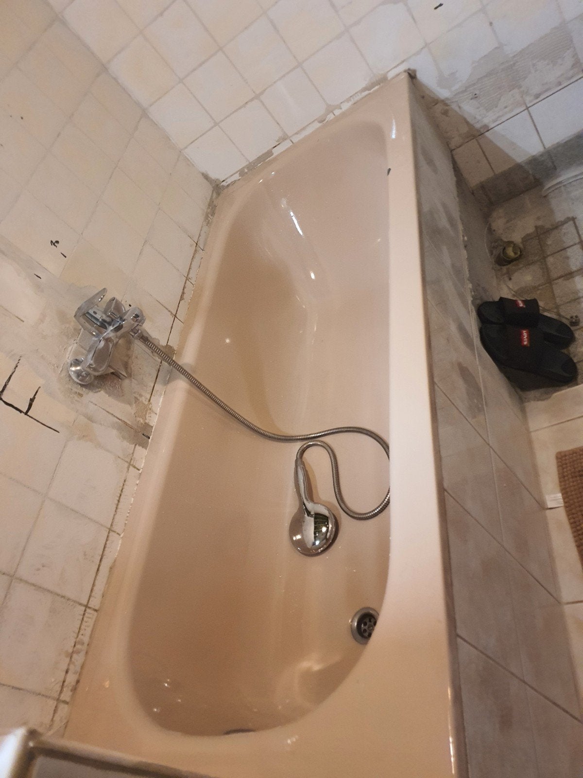 Gratis bad af te halen, Ophalen, Gebruikt, Bad