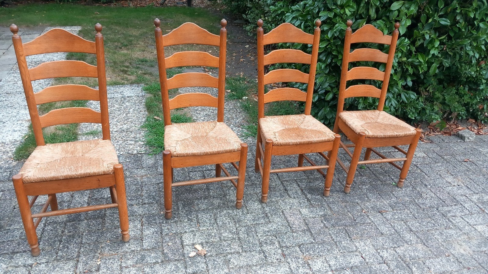 eetkamer stoelen met biezen matten., Ophalen, Gebruikt