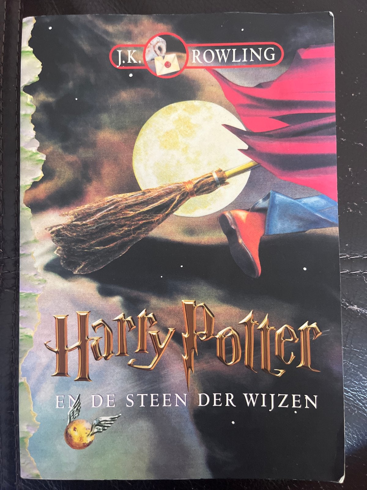 Harry Potter en de Steen der Wijzen - J.K. Rowling, Boeken, Ophalen of Verzenden, Gelezen