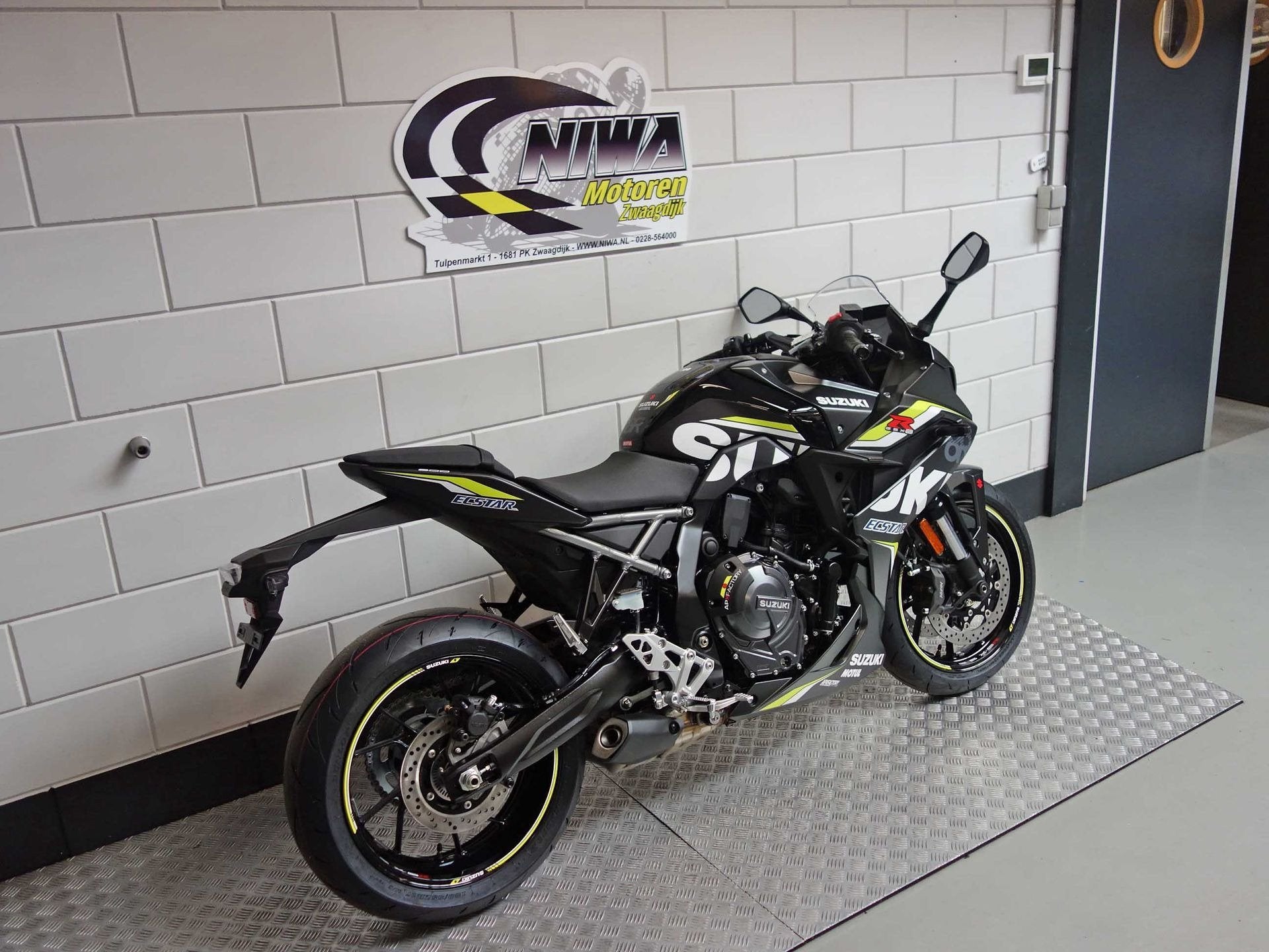 Suzuki GSX-8R, Super Sport, Meer dan 35 kW, 776 cc, Gebruikt