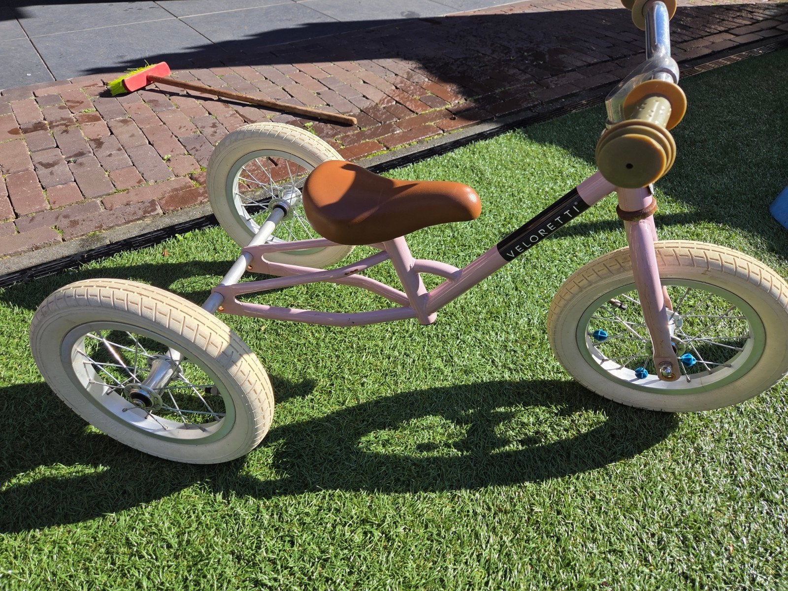 Veloretti Loopfiets Roze, Kinderen en Baby's, Ophalen, Zo goed als nieuw, Loopfiets