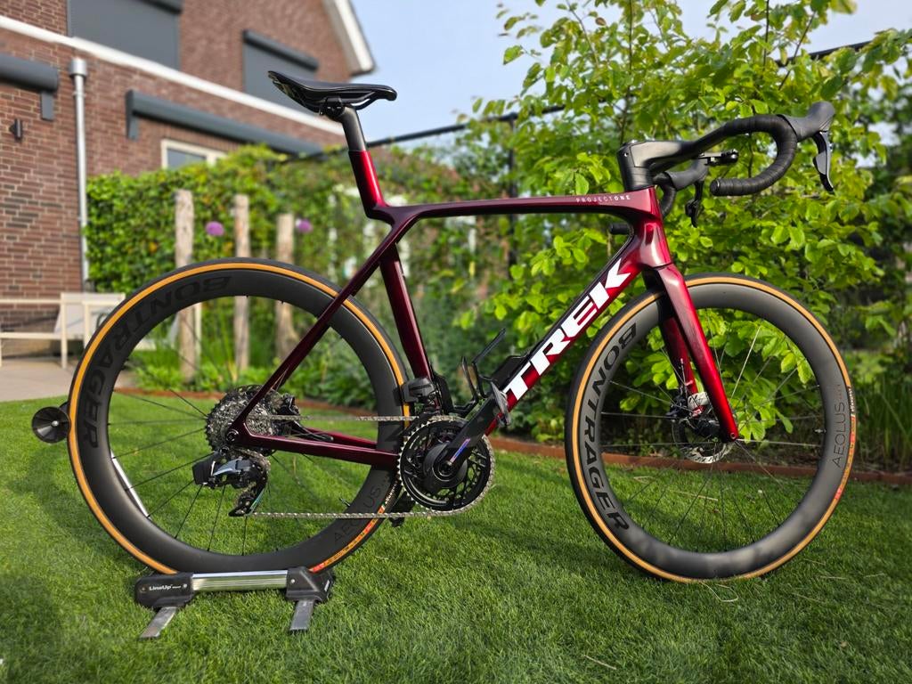 Trek Madone SLR 7 gen 8 Racefiets - Zo goed als nieuw, 28 inch, Zo goed als nieuw, Meer dan 20 versnellingen, Schijfrem
