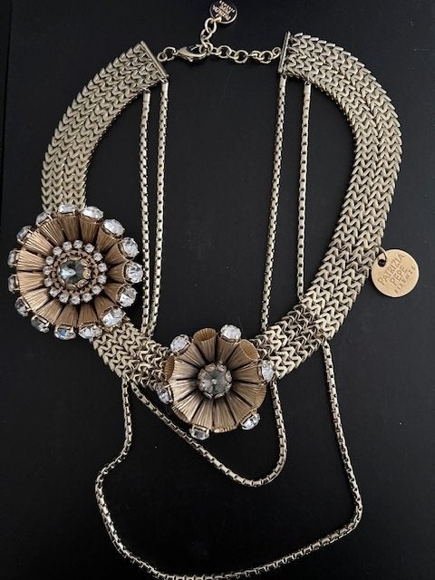 Patrizia Pepe Statement Ketting met 3D Bloemen en Glasstenen, Overige materialen, Verzenden, Goud, Verstelbaar