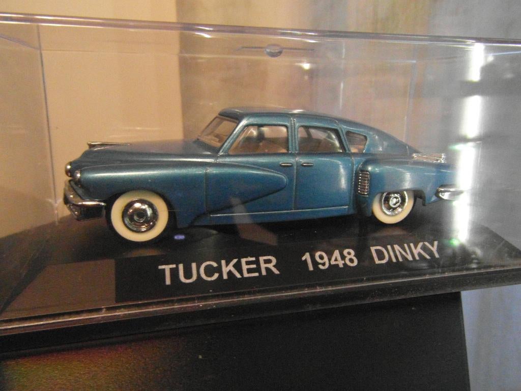Tucker 1948  1:43  Dinky Toys, Ophalen of Verzenden, Gebruikt, Auto, Dinky Toys