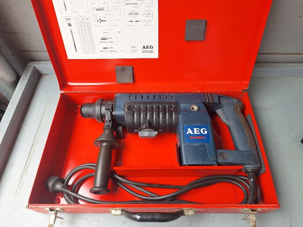AEG PN6000S boor/breekhamer 1020w SDS-max, Ophalen of Verzenden, Gebruikt, Boor- en/of Breekhamer