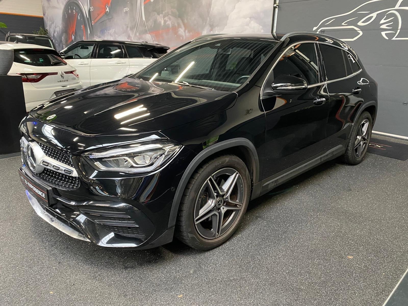 Mercedes-Benz GLA-klasse 200 AMG Line NAVI 163 PK WIDESCREEN, Auto's, 15 km/l, SUV of Terreinwagen, Geïmporteerd, 1332 cc