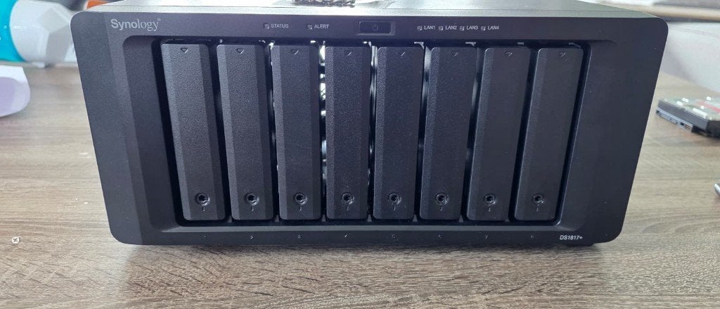 Synology DiskStation DS1817+ (16GB), Computers en Software, NAS, Ophalen of Verzenden, Zo goed als nieuw