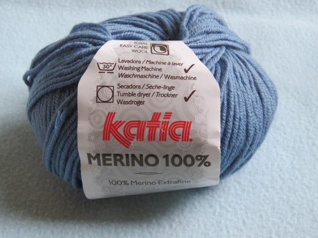 Nieuwe bol Katia Merino 100% blauw 50 gram, Ophalen of Verzenden, Nieuw, Breien of Haken, Wol of Garen