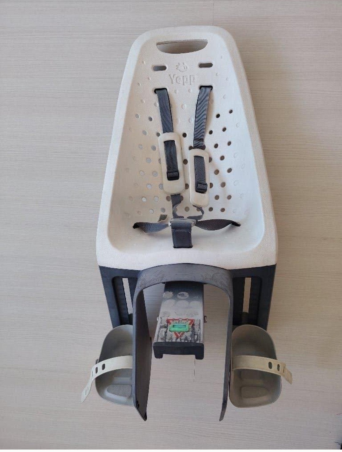 Thule Yepp achterzitje wit, Achterzitje, Thule Yepp, Ophalen, 15 t/m 25 kg