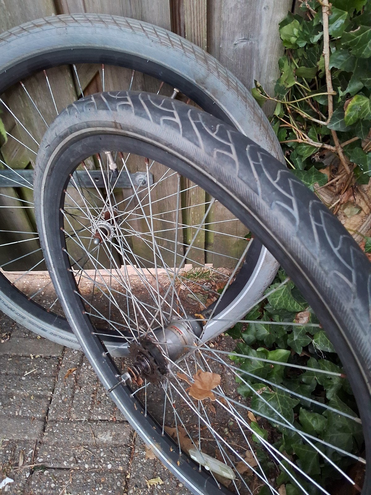 voor en achterwiel 28 inch komen uit een cortina ..en popal, Gebruikt, Aluminium, Stadsfiets, Ophalen