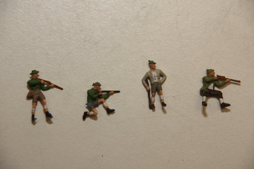 H0 Set met 4 jagers. Nieuw., Ophalen of Verzenden, Nieuw, Gelijkstroom of Wisselstroom, Overige merken