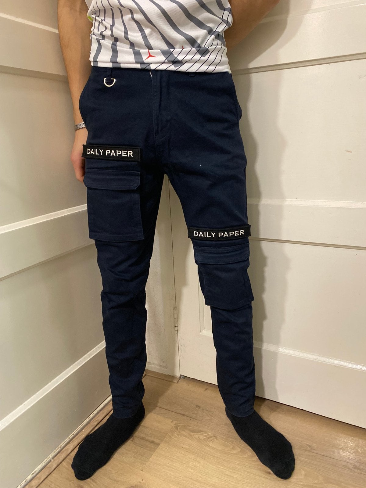 Daily Paper Cargo Broek - Donkerblauw maat s, Kleding | Heren, Ophalen of Verzenden, Zo goed als nieuw, Overige maten, Blauw