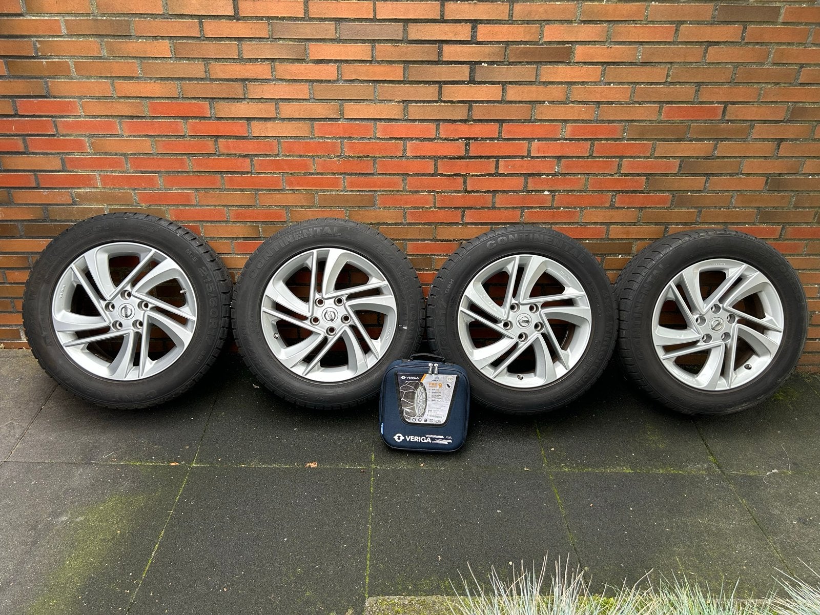 Nissan qq winterbanden op velg, Ophalen, Banden en Velgen, 17 inch, Winterbanden