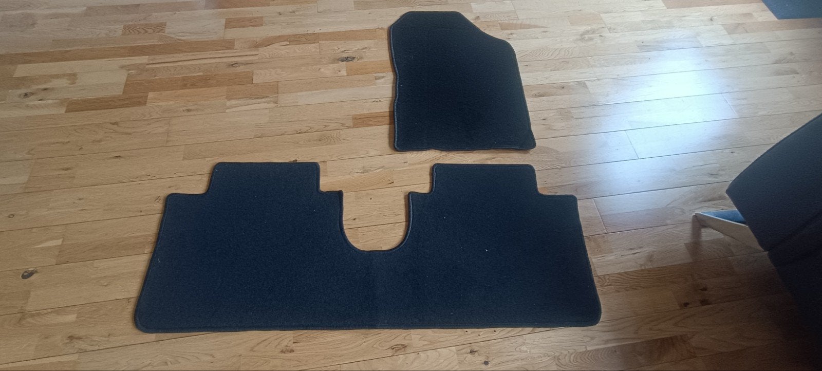 Toyota Yaris automatten rechts achter (2 stuks), Ophalen of Verzenden, Nieuw