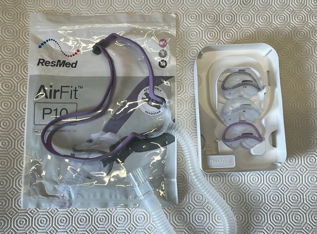Nieuw ResMed AirFit P10 for Her CPAP Neusdoppenmasker, Verzenden, Nieuw