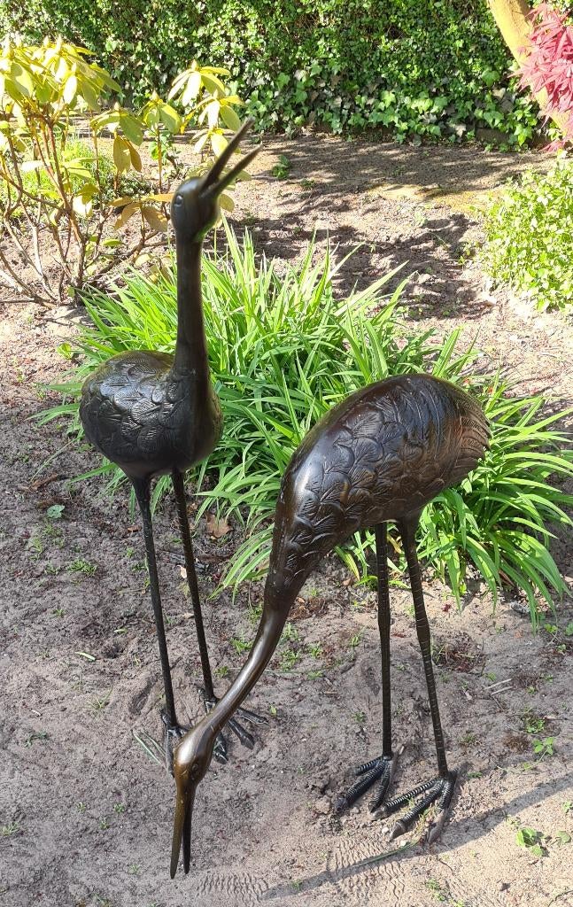 Bronzen Kraanvogels, Ophalen, Brons