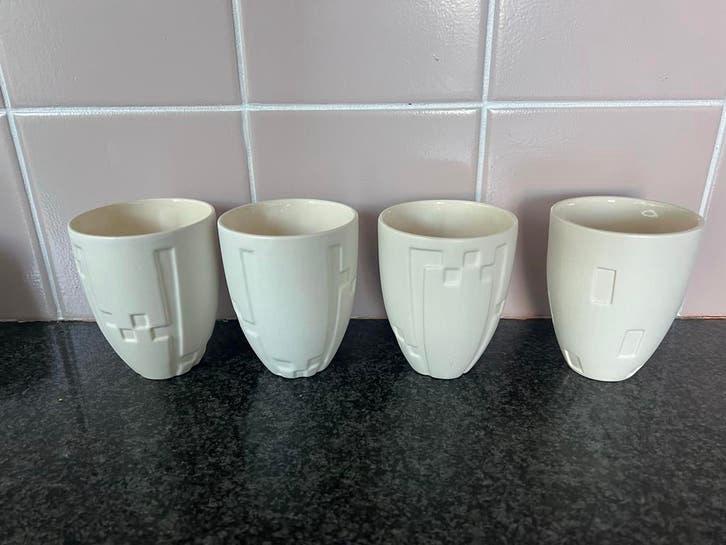 4x Unieke Koffie/Thee Kopjes van Cor Unum - Puntgaaf, Ophalen of Verzenden, Zo goed als nieuw, Keramiek, Kop(pen) en/of Schotel(s)
