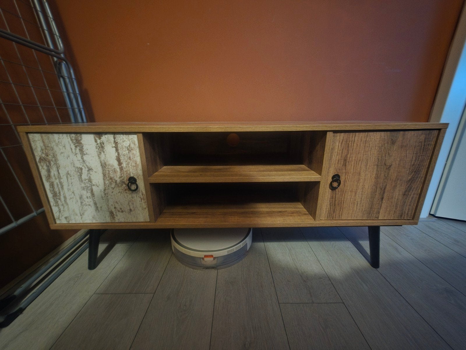 Modern TV-meubel, 100 tot 150 cm, Modern, Industrieel, Zo goed als nieuw, Minder dan 100 cm