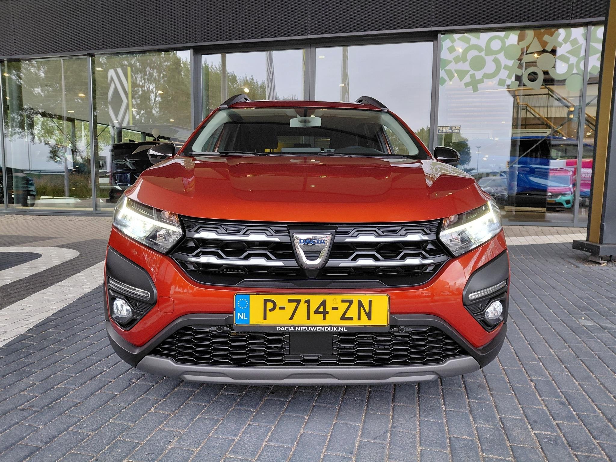 Dacia Jogger 1.0 TCe 110 Extreme 5p. | CLIMATE | CAMERA | CA, Auto's, Voorwielaandrijving, Stof, Bruin, Origineel Nederlands