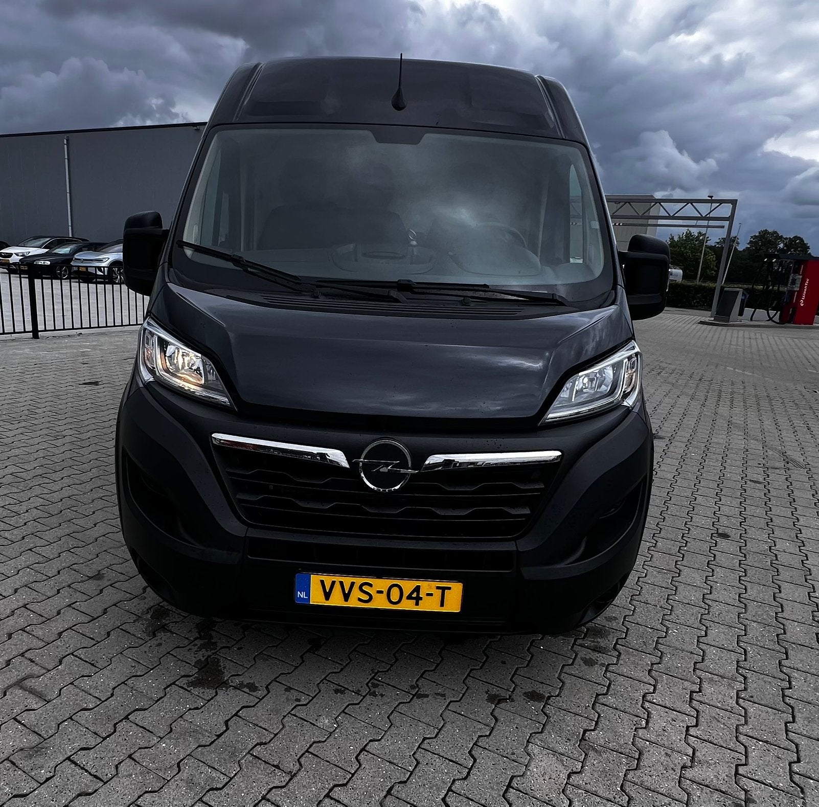 Opel Movano GB 2.2 Diesel 120pk L2h2 2023 Zwart, Voorwielaandrijving, 4 cilinders, Leder en Stof, Zwart