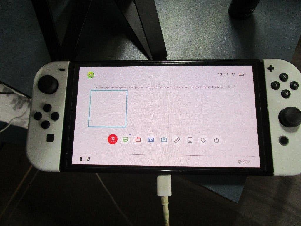 Nintendo switch oled ruilen met samsung s26FE, Met games, Zo goed als nieuw, Met 1 controller, Switch OLED