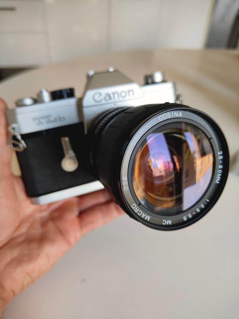 Canon TLb met Cosina Macro lens, Ophalen of Verzenden, Gebruikt, Spiegelreflex, Canon