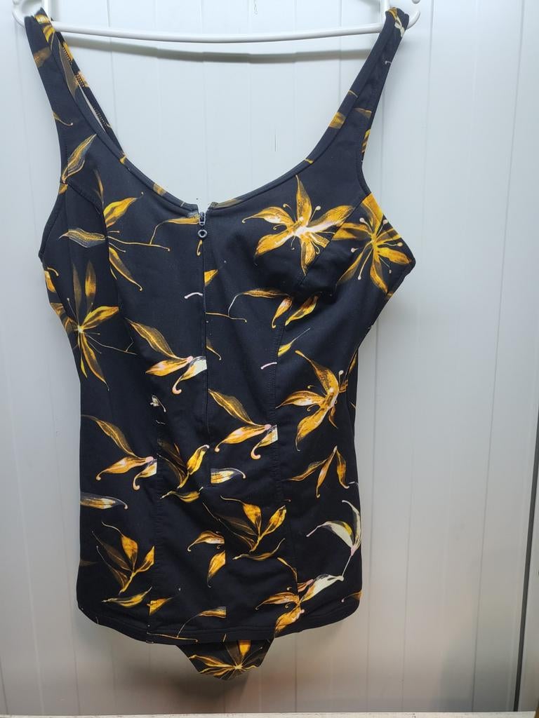 Zwart badpak met gele bloemenprint en rits, Kleding | Dames, Badmode en Zwemkleding, Zwart, Badpak, Ophalen of Verzenden, Onbekend