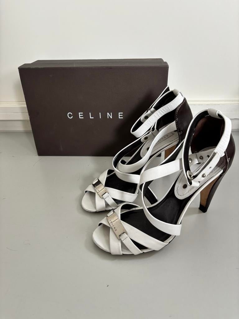 Céline two tone high heeled sandals 38, Kleding | Dames, Schoenen, Wit, Gedragen, Sandalen of Muiltjes, Ophalen of Verzenden