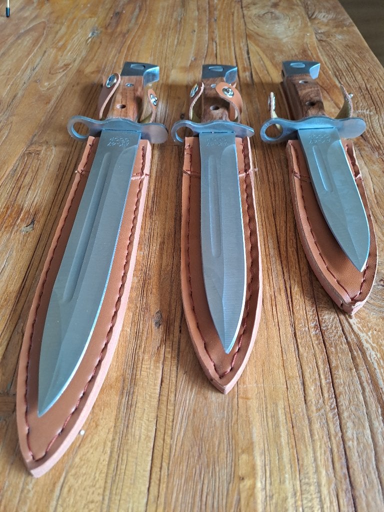 Set 3 Stuks Splinternieuwe AK47 Bajonetten OP=OP!, Mes of Dolk, Overige gebieden, ., Ophalen of Verzenden