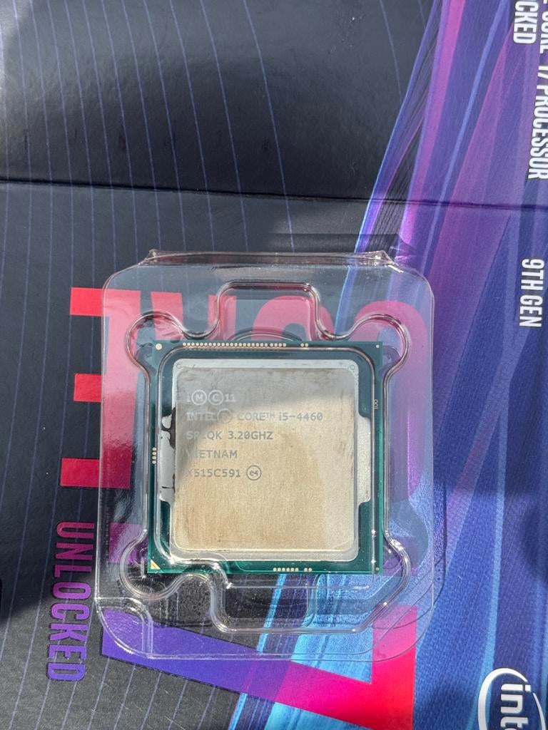 Intel i5-4460 3.20, Computers en Software, Processors, Ophalen of Verzenden, Zo goed als nieuw, 3 tot 4 Ghz