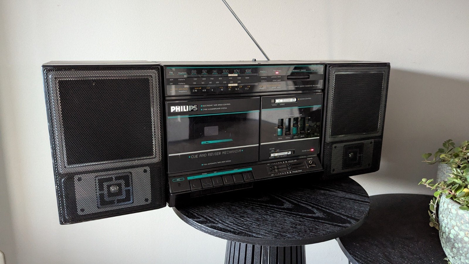 Philips D8484 draagbare stereoradio-cassettespeler, Ophalen of Verzenden, Gebruikt, Radio