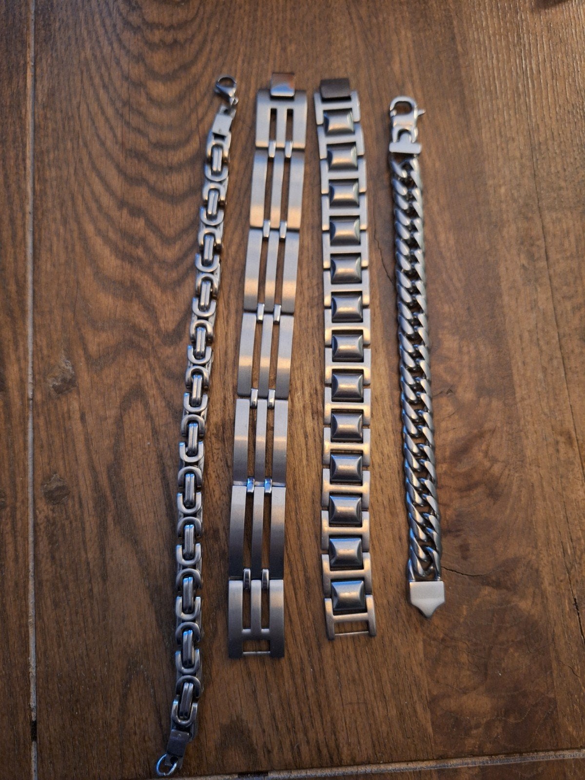 Set van 4 stalen  heren armbanden - Diverse stijlen, Ophalen of Verzenden, Zo goed als nieuw, Zilver, Staal