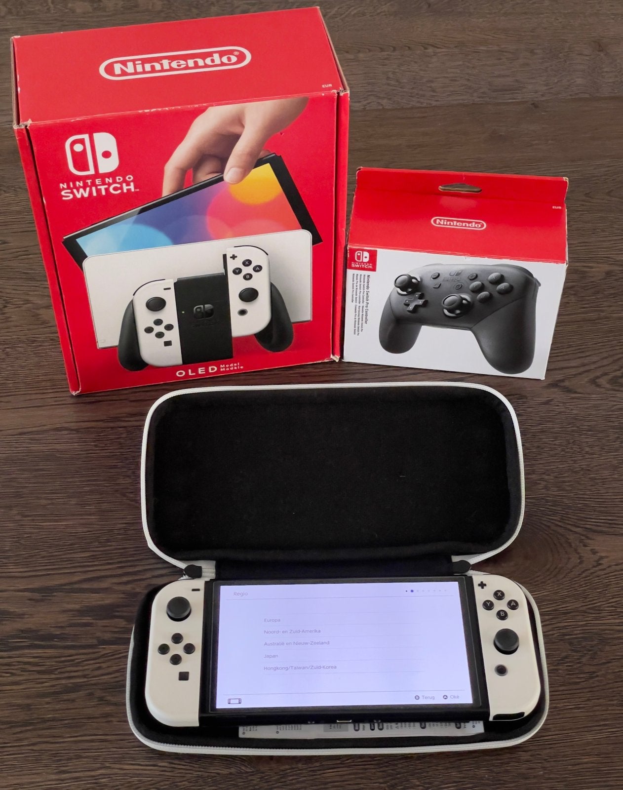 Nintendo Switch OLED (Wit) met Pro Controller en accessoires, Ophalen of Verzenden, Zo goed als nieuw, Met 2 controllers, Switch OLED