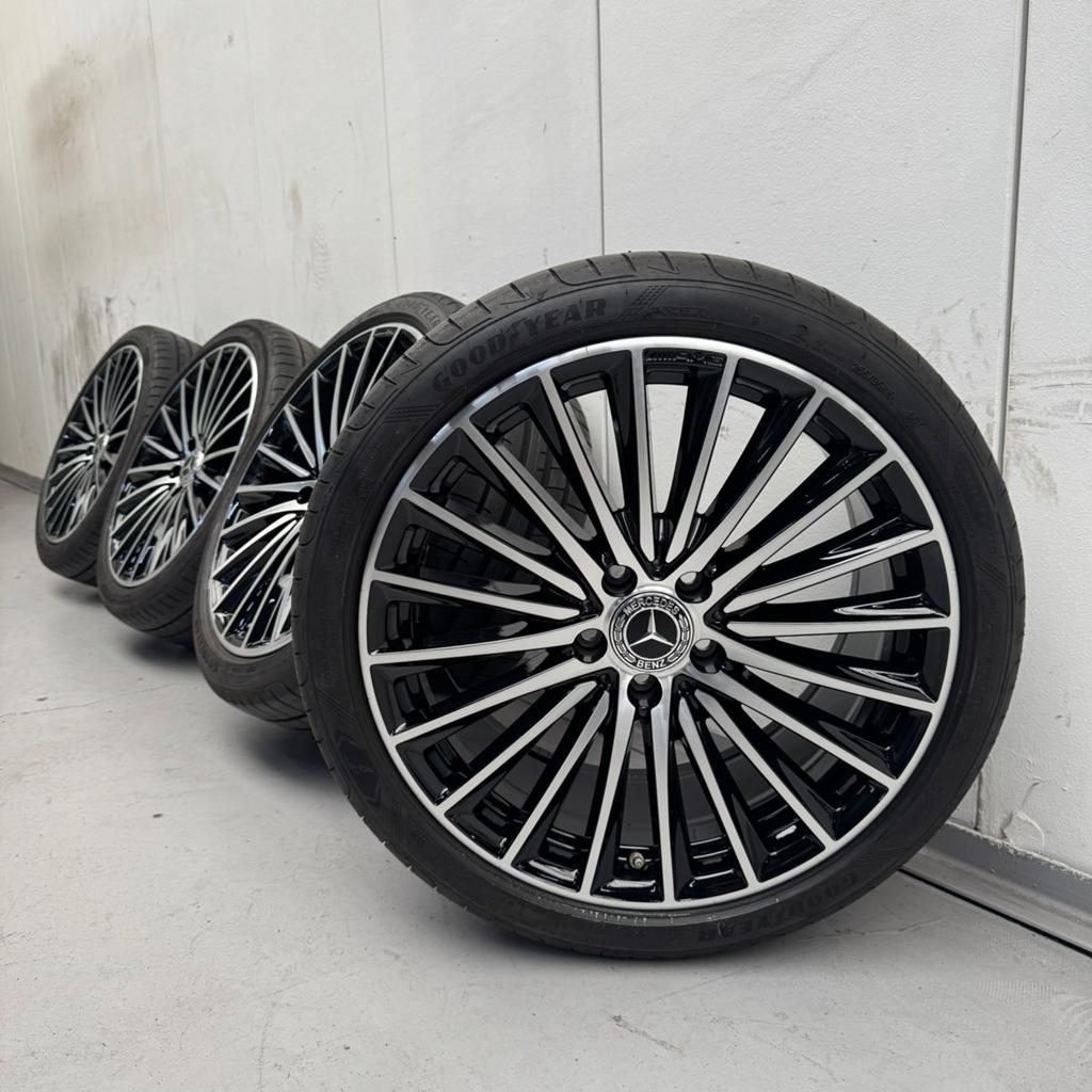 Originele 19 inch Mercedes W206 C klasse velgen met banden, Banden en Velgen, Ophalen, 19 inch, Zomerbanden