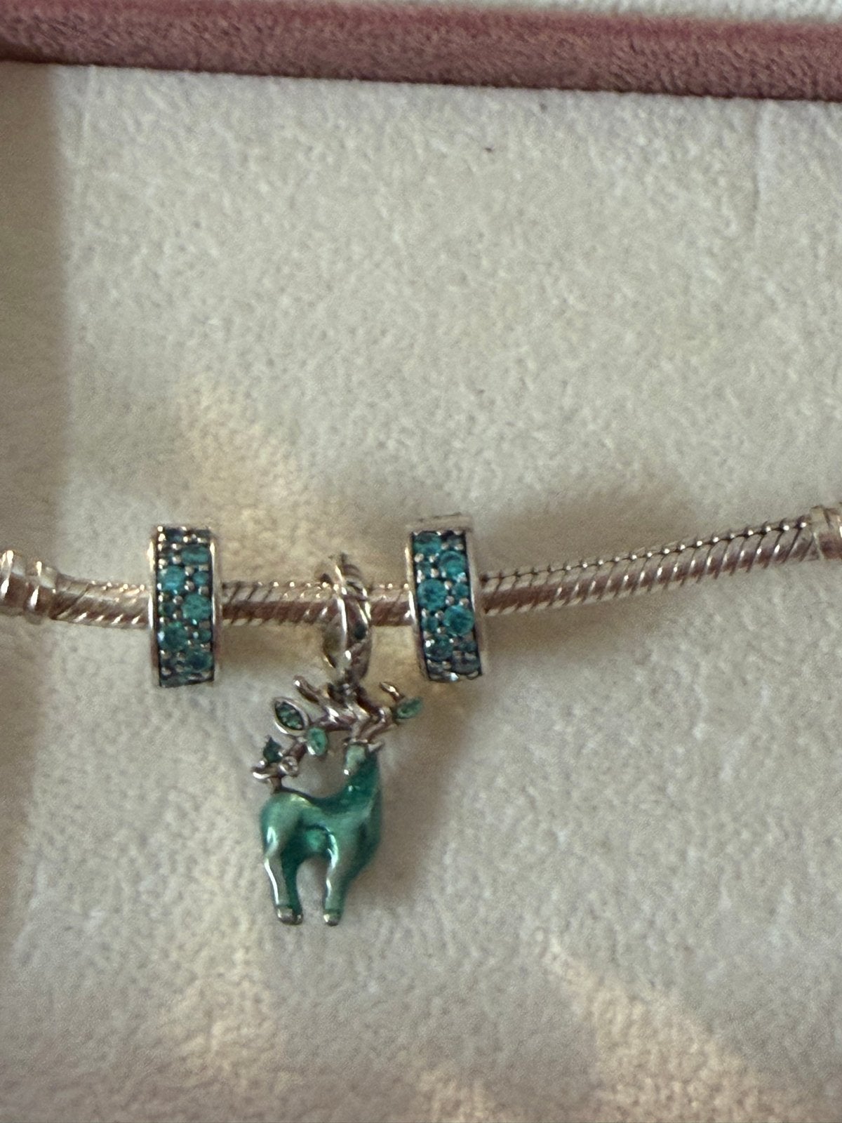 Patronus Hert Magisch Bos Hangende Bedel met 2 Pave Stoppers, Gebruikt, 2 of 3 bedels, Ophalen, Overige merken