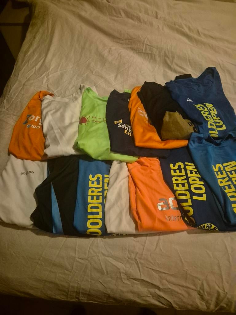 Diverse hardloopshirts - Verschillende maten en kleuren, Overige merken, Ophalen of Verzenden, Zo goed als nieuw, Kleding