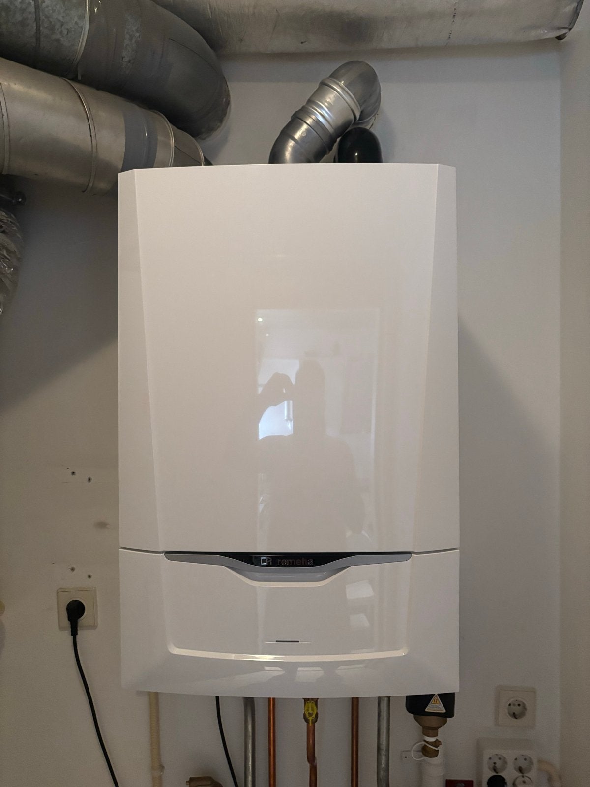 Remeha Calenta Ace 28C CW4 CV-ketel (bj 2021) met toebehoren, Doe-het-zelf en Verbouw, Ophalen, 30 tot 80 cm, Hoog rendement (Hr)