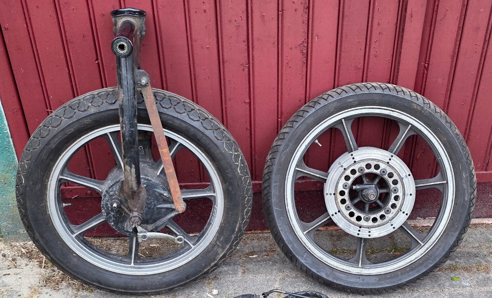 Kawasaki Z550 GT wielen en Swingarm, Ophalen
